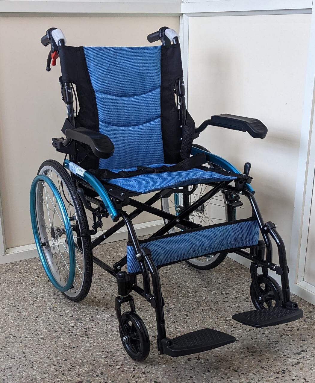 HARRY 20 LIGHT WEIGHT TRAVEL WHEELCHAIR